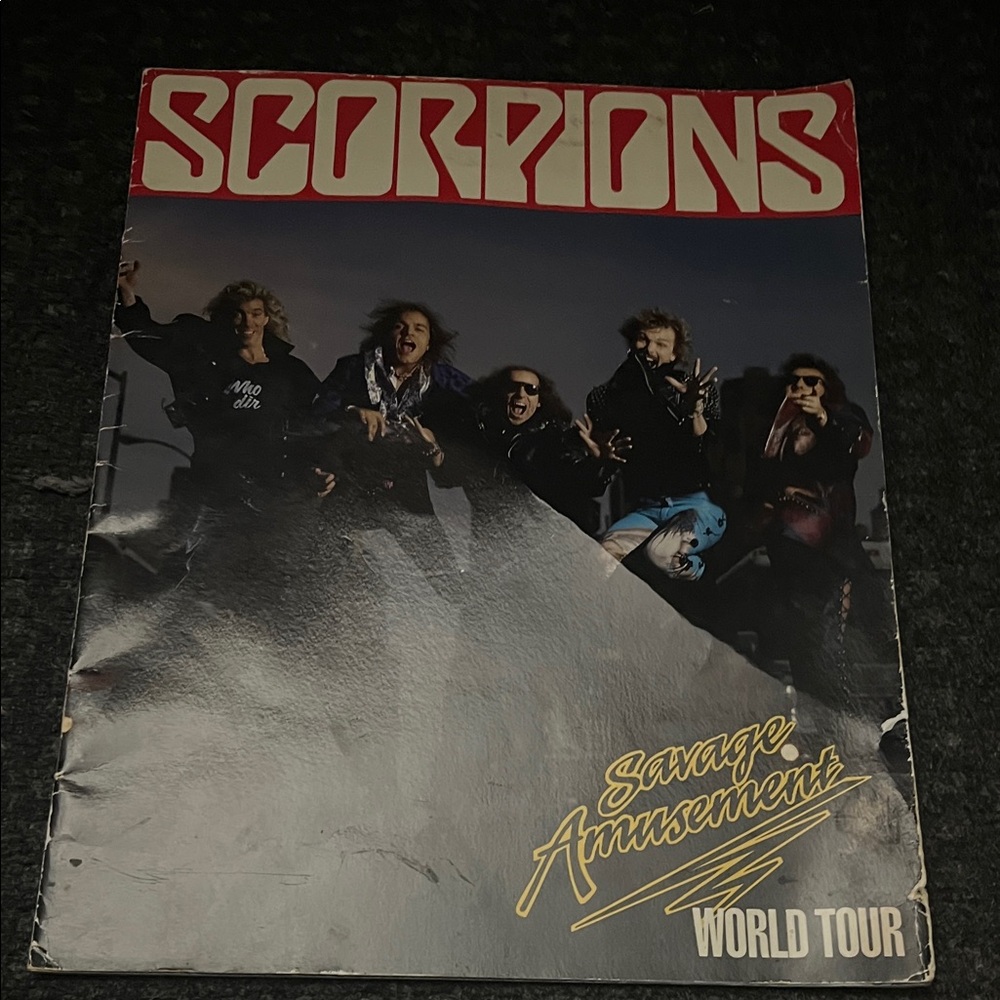 Vintage 1988 Salvage Savage Amusement Scorpions Glam Metal  World Tour Program .